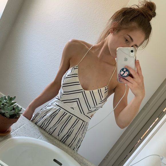 Dress styled romper - Picture 4 of 8